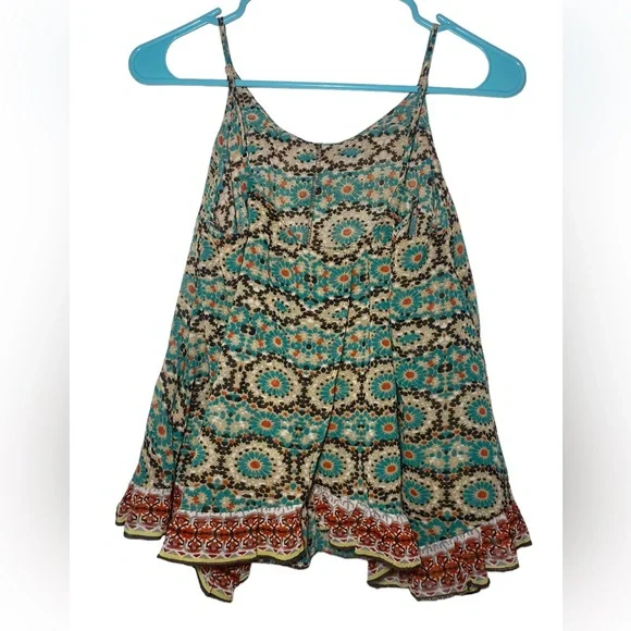 Patrons Of Peace Sleeveless Blouse - Picture 2 of 5